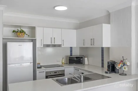15/13-17 Brown St, Labrador, QLD 4215
