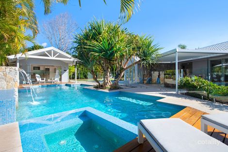 15 Timana Ave, Mermaid Waters, QLD 4218