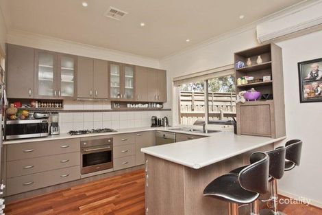 Property photo of 5/55-57 Sunningdale Crescent Cranbourne VIC 3977