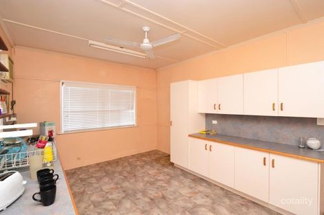 Property photo of 8 Leslie Street Thangool QLD 4716