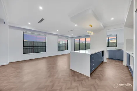 Property photo of 38 Collette Circuit Deanside VIC 3336