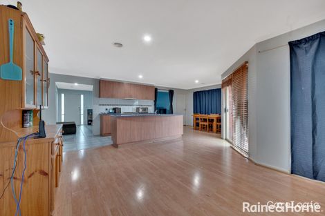 Property photo of 17 Sirius Way Kurunjang VIC 3337