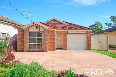 52 Lucas Rd, East Hills, NSW 2213