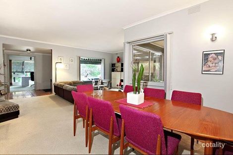 Property photo of 37 Crown Point Ridge Chirnside Park VIC 3116
