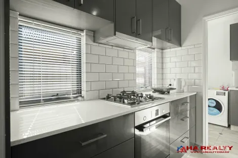 Property photo of 7 Oxted Place Morley WA 6062