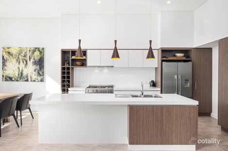 Property photo of 165 Harbour Boulevard Shell Cove NSW 2529