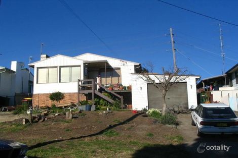 19 Orana Pde, Unanderra, NSW 2526