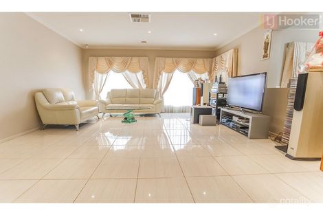 Property photo of 5 Malabar Street Roxburgh Park VIC 3064