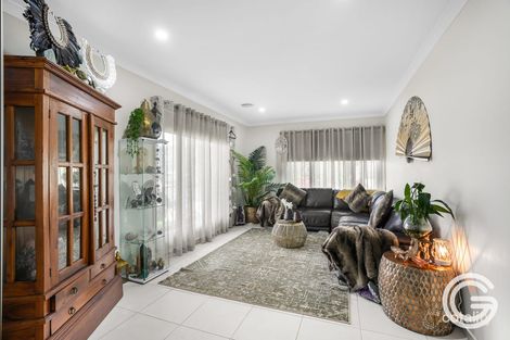 Property photo of 20 Razorbill Terrace Werribee VIC 3030