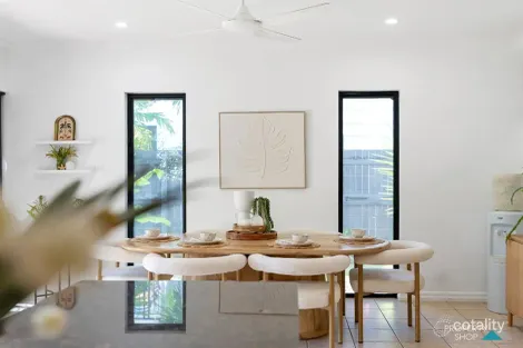 Property photo of 22/5-7 Arlington Esplanade Clifton Beach QLD 4879