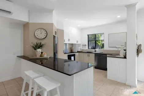 Property photo of 22/5-7 Arlington Esplanade Clifton Beach QLD 4879