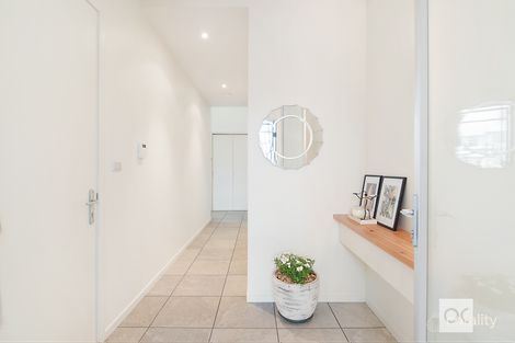Property photo of 53 Trinity Circuit Mawson Lakes SA 5095