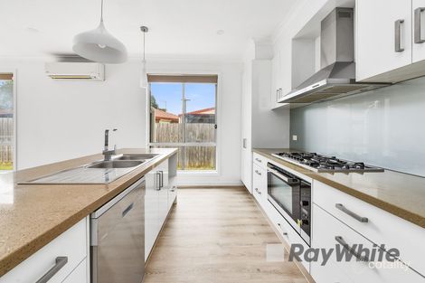 Property photo of 2/142 Pound Road Hampton Park VIC 3976