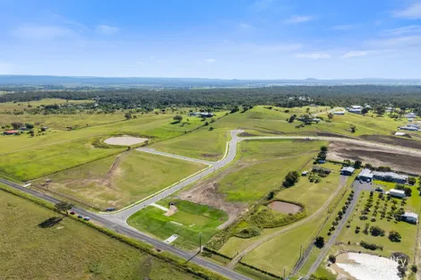 Property photo of 1 Ridgevale Drive Regency Downs QLD 4341