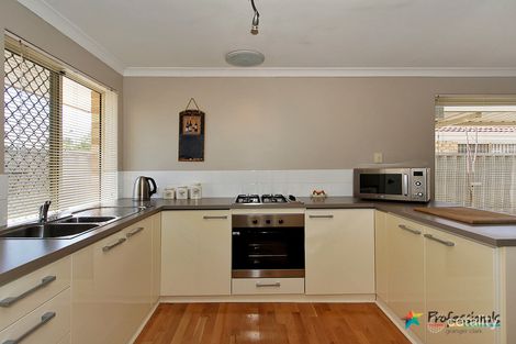 Property photo of 21 Boorabbin Place Ballajura WA 6066