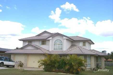 11 Gunee Pl, Parkinson, QLD 4115