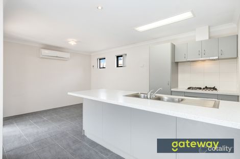 Property photo of 2/39 Peppermint Gardens Aubin Grove WA 6164