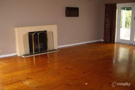 Property photo of 23 Hillside Parade Glen Iris VIC 3146