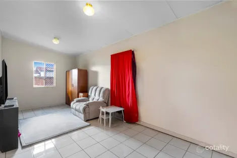 Property photo of 40 Robertson Road Eastern Heights QLD 4305