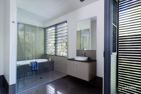 Property photo of 31/90 Beach Road Noosa North Shore QLD 4565