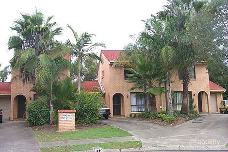 Property photo of 1/8 Parkridge Drive Molendinar QLD 4214