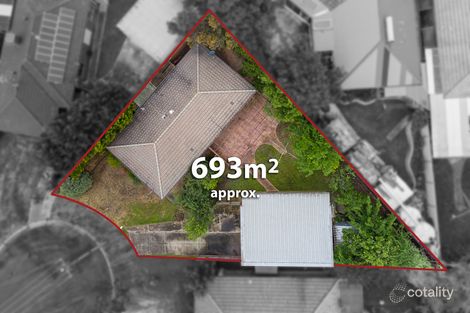 Property photo of 18 Sedgefield Place Craigieburn VIC 3064