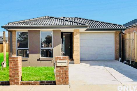 Property photo of 22 Maywood Street Pakenham VIC 3810