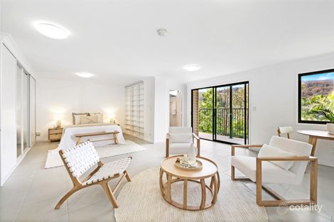 Property photo of 27 Sublime Point Avenue Tascott NSW 2250