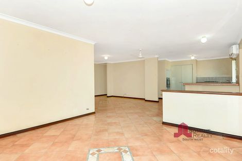 Property photo of 17 Magdalen Place College Grove WA 6230