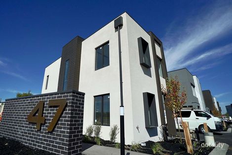 Property photo of 11/47 Waterhaven Boulevard Point Cook VIC 3030