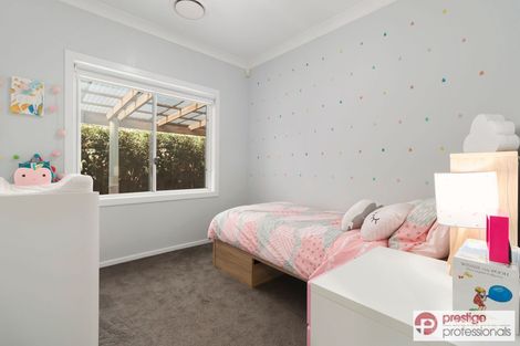Property photo of 18 Delfin Drive Wattle Grove NSW 2173