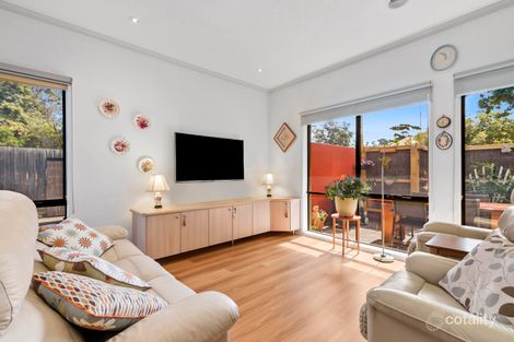 Property photo of 1/15 Cairns Avenue Rosebud VIC 3939