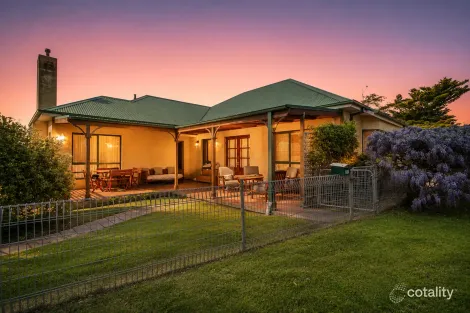 26 Long St, Goulburn, NSW 2580