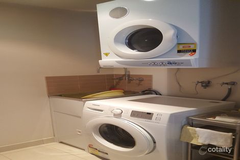 Property photo of 24/801 Bourke Street Docklands VIC 3008