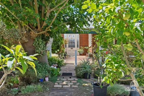 15 Orange Valley Rd, Kalamunda, WA 6076