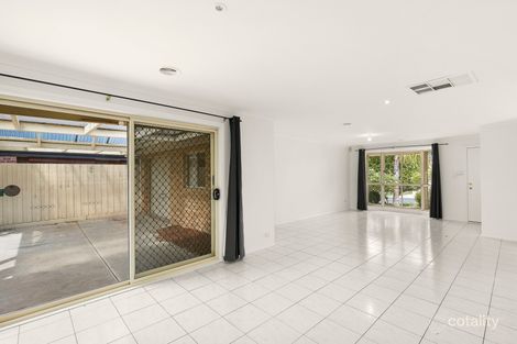 Property photo of 21 Kelland Avenue Hillside VIC 3037