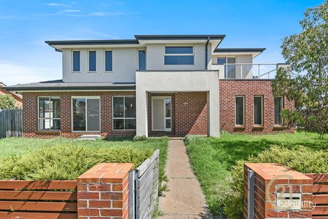 26-28 Mcfees Rd, Dandenong North, VIC 3175