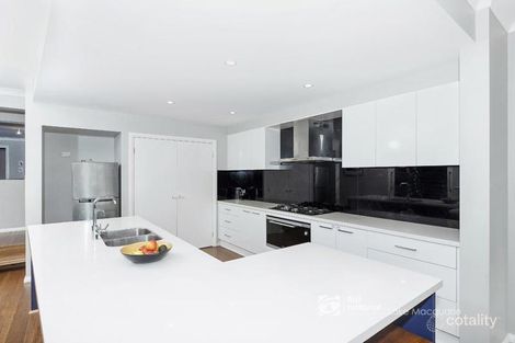 Property photo of 32 Polaris Avenue Cameron Park NSW 2285