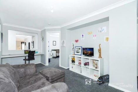 Property photo of 32 Polaris Avenue Cameron Park NSW 2285