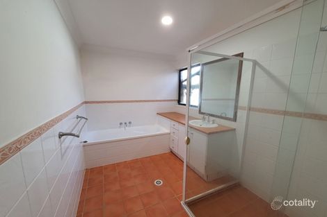 Property photo of 5 Bella Donna Place Robina QLD 4226