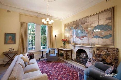 Property photo of 2 Gellibrand Street Kew VIC 3101