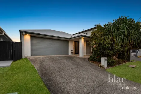 30 Crest St, Narangba, QLD 4504