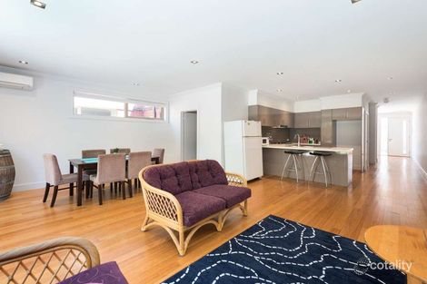 Property photo of 16/1 Royton Street Burwood East VIC 3151