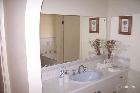 Property photo of 18 Cornish Terrace Wallaroo SA 5556