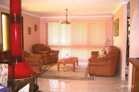 Property photo of 27 Jacaranda Drive Georges Hall NSW 2198