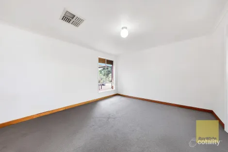Property photo of 1 Anchorage Street Point Cook VIC 3030