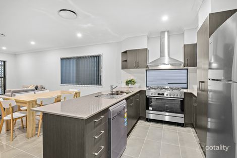 Property photo of Ivory Crescent Pallara QLD 4110