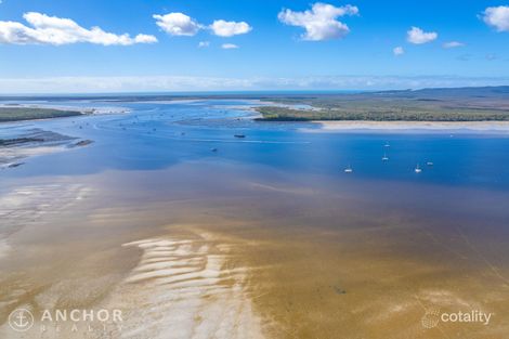 28 Bass St, Tin Can Bay, QLD 4580