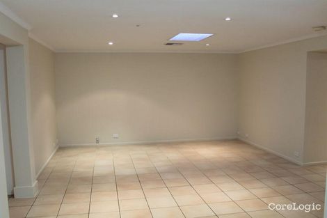 Property photo of 15 Minerva Crescent Beaumont Hills NSW 2155