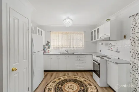 Property photo of 98 Jacaranda Avenue Logan Central QLD 4114